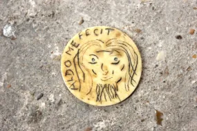 A Charming 18thC Italian Naïvely Carved Bone Token; 'ALDO ME FECIT'