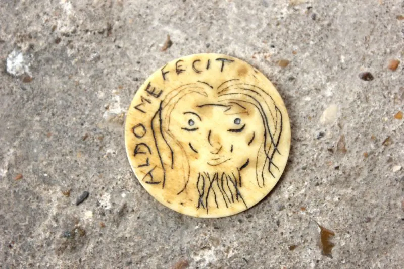 A Charming 18thC Italian Naïvely Carved Bone Token; 'ALDO ME FECIT'