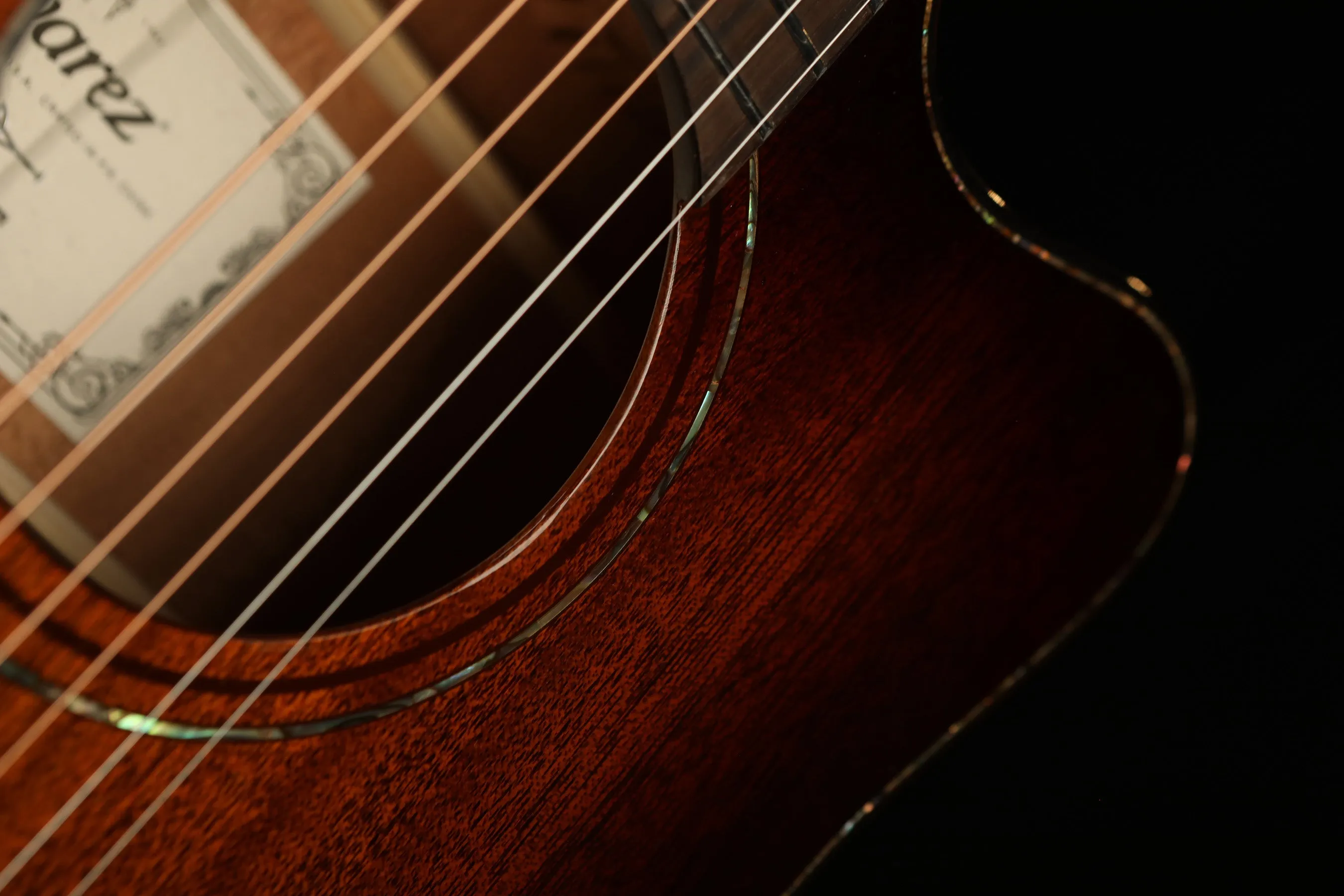 Alvarez Masterworks Dreadnought MDA66CE 'Shadowburst' Acoustic Electric Guitar