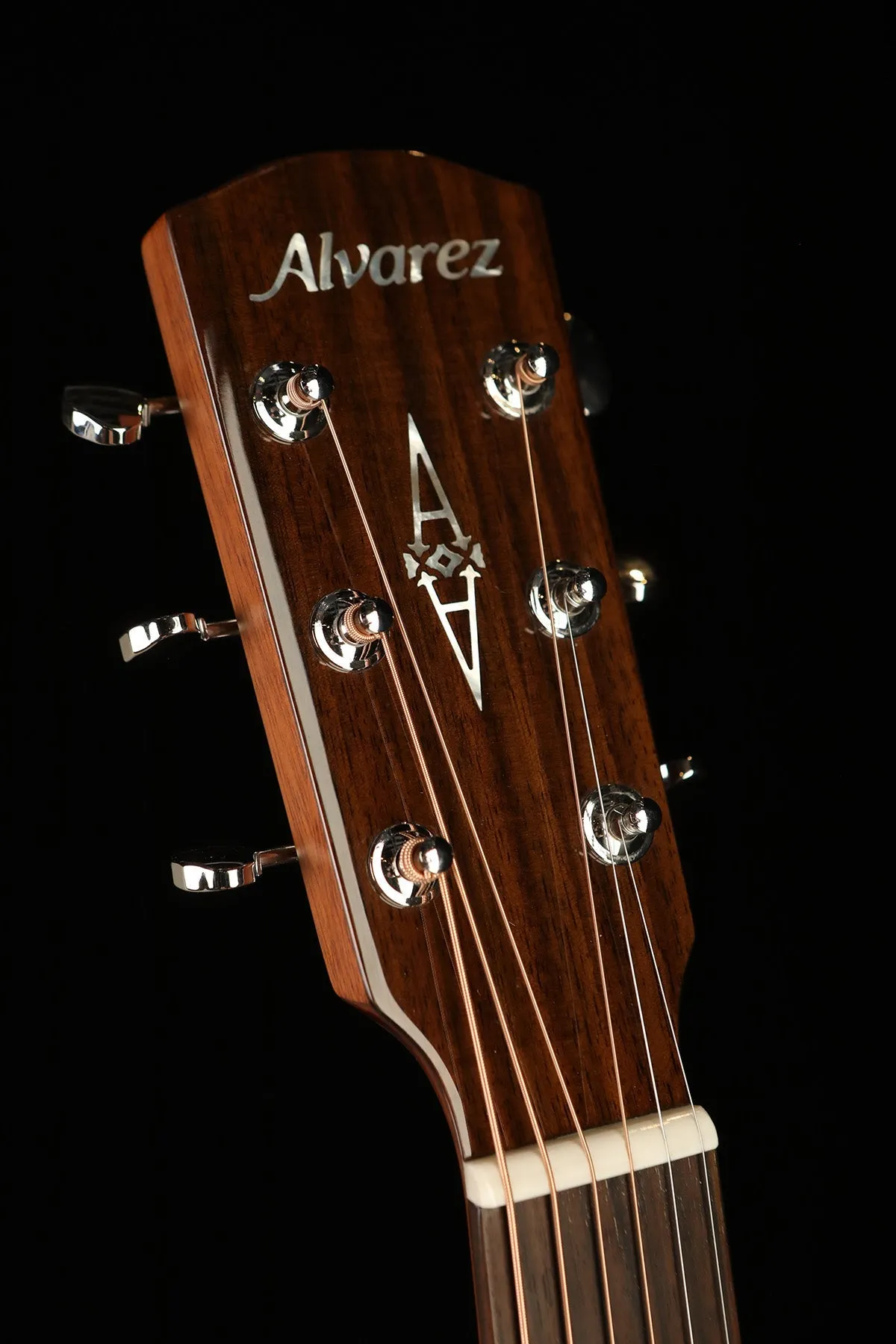 Alvarez Masterworks Dreadnought MDA66CE 'Shadowburst' Acoustic Electric Guitar