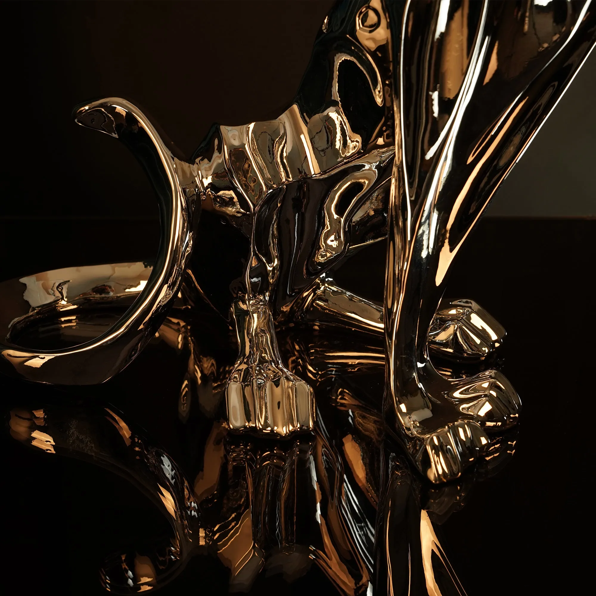 Creative Modern Jaguar Table Lamp