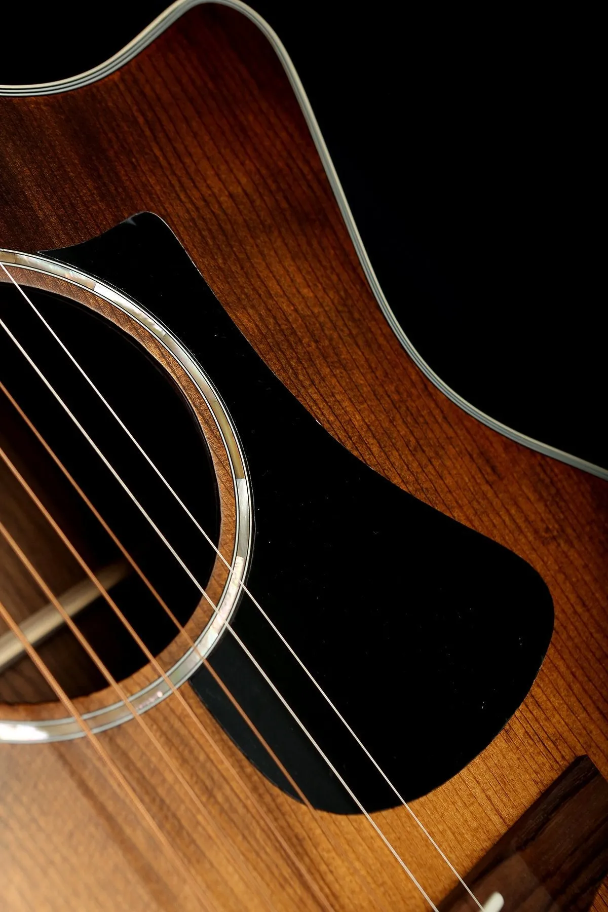 Eastman PCH2-GACE-CLA Grand Auditorium 'Classic Finish' Acoustic Guitar