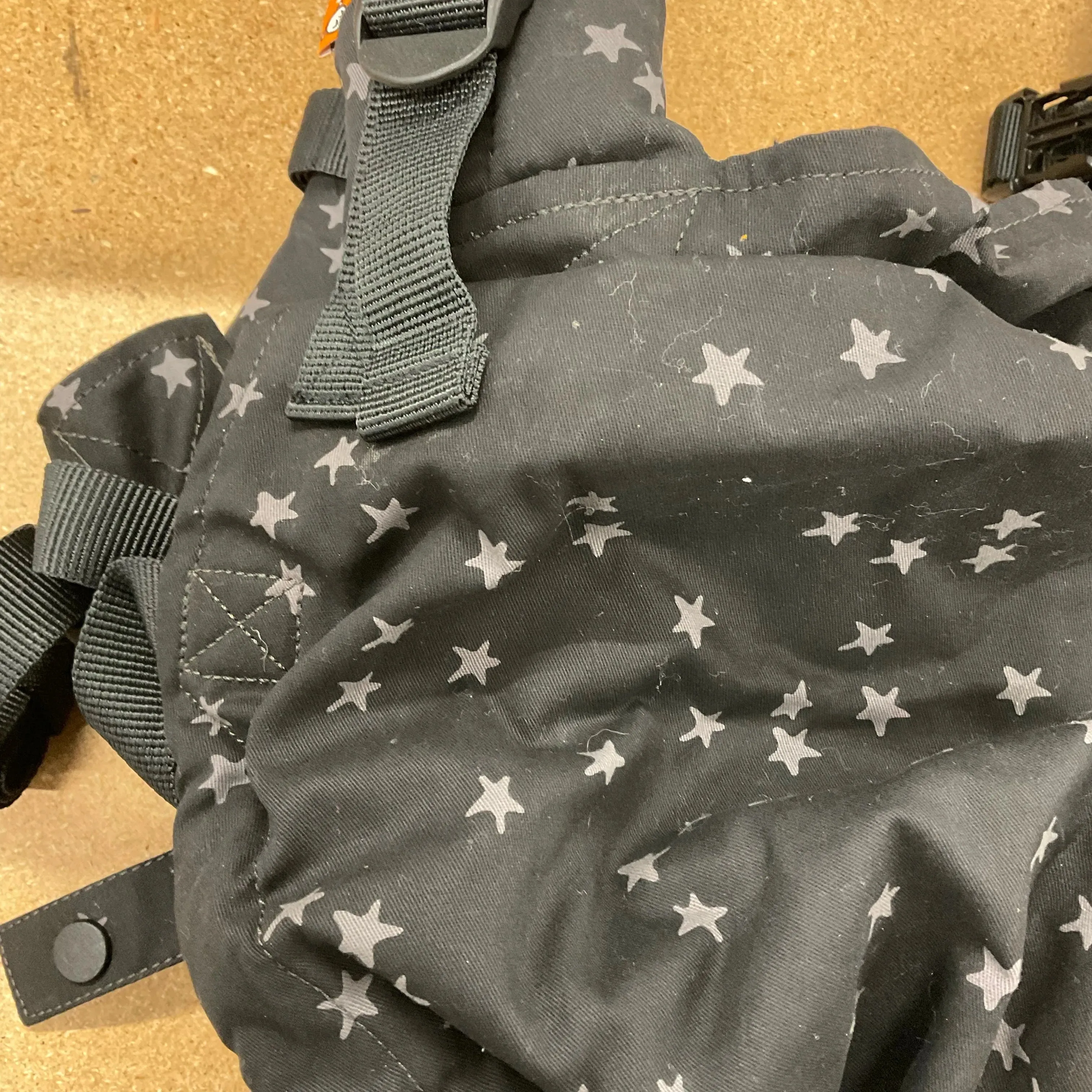 Free-to-Grow Baby Carrier, Cotton - Discover (see description)