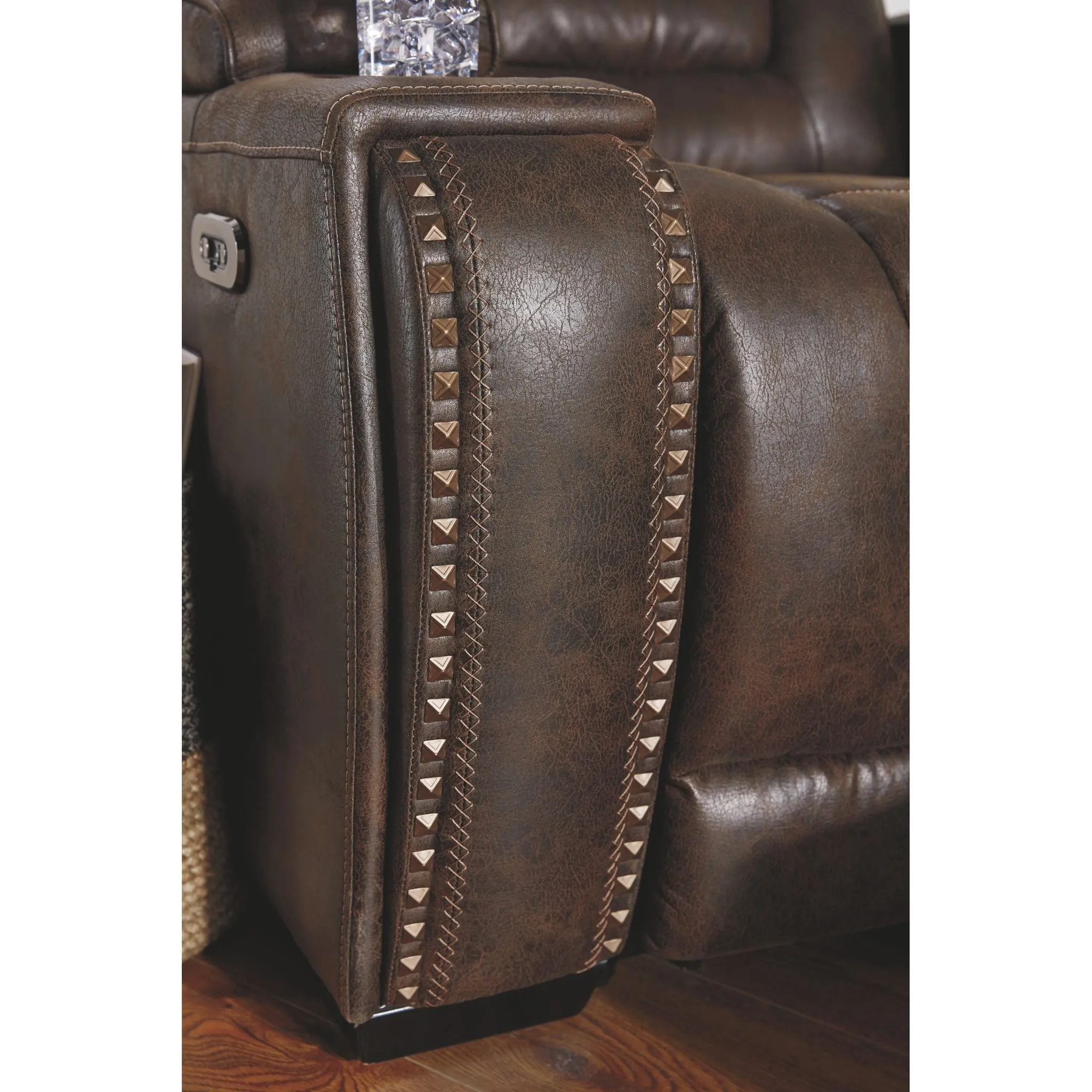 Game Zone Power Reclining Loveseat with Console and Adj Head