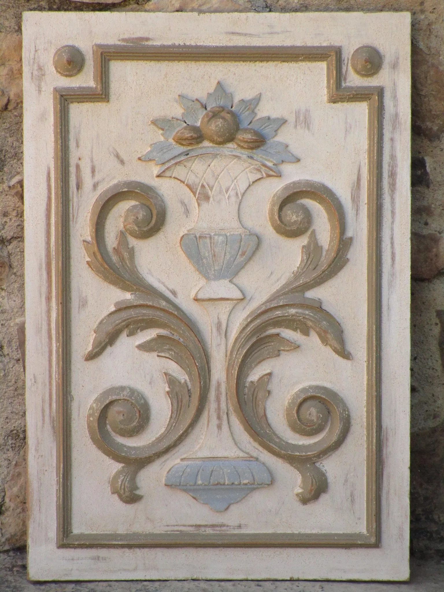 Henri II walnut panel – cream with floral motifs